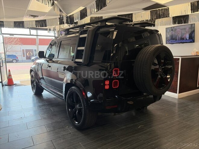 Land Rover Defender-6