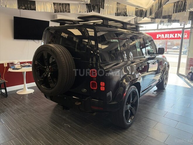 Land Rover Defender-5