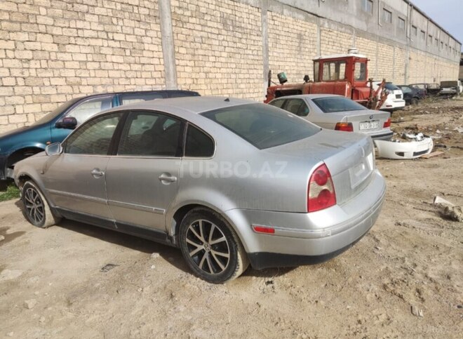 Volkswagen Passat-15
