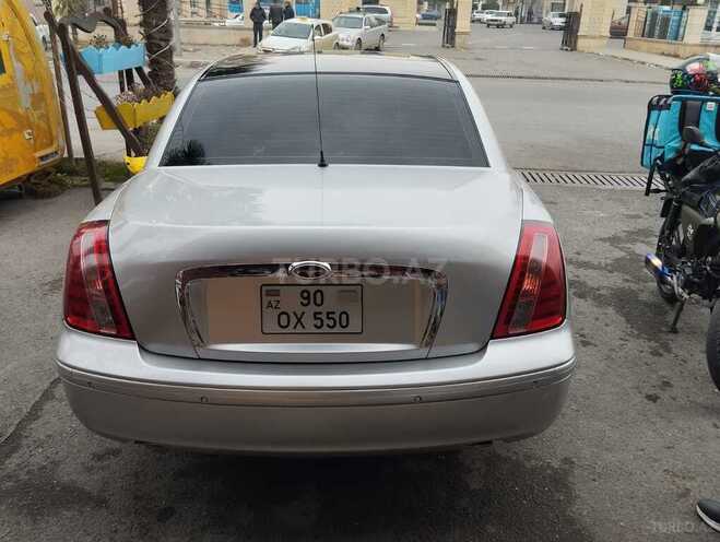 Kia Opirus-6