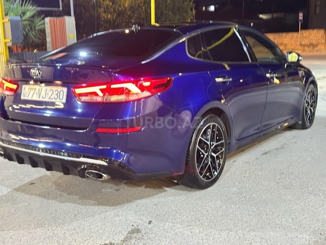 Kia Optima-4