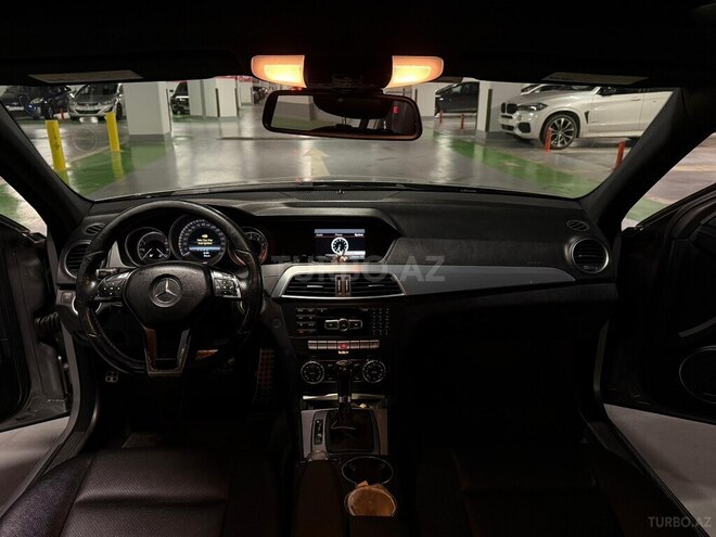 Mercedes C 250-9