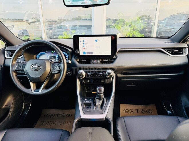 Toyota RAV4-14