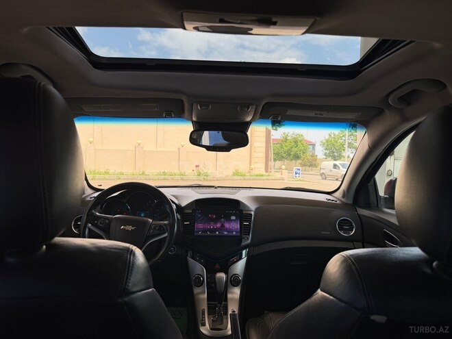 Chevrolet Cruze-9