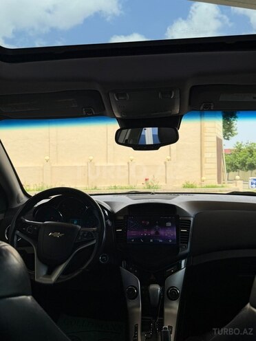 Chevrolet Cruze-10