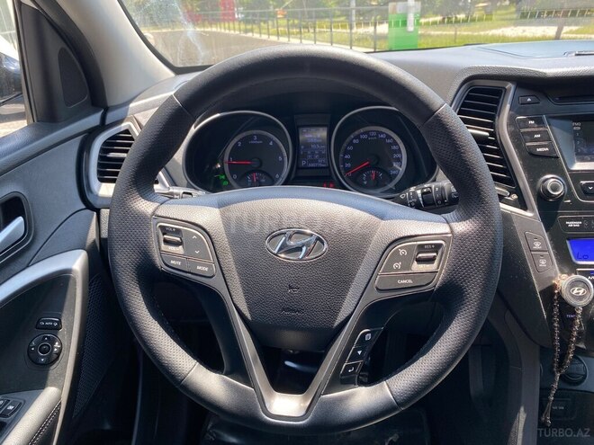 Hyundai Santa Fe-8