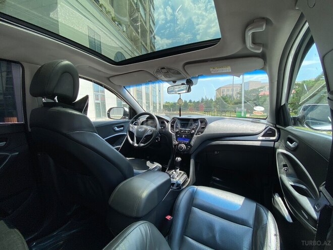 Hyundai Santa Fe-10