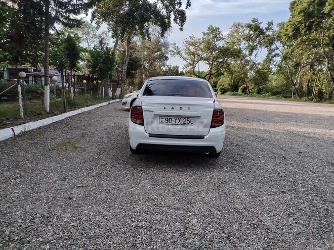LADA (VAZ) Granta-10
