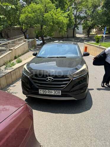 Hyundai Tucson-1
