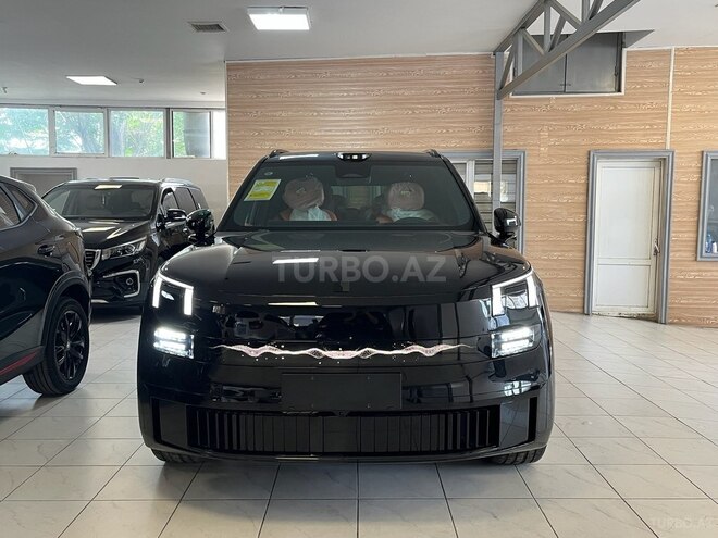 Lynk & Co 900-4