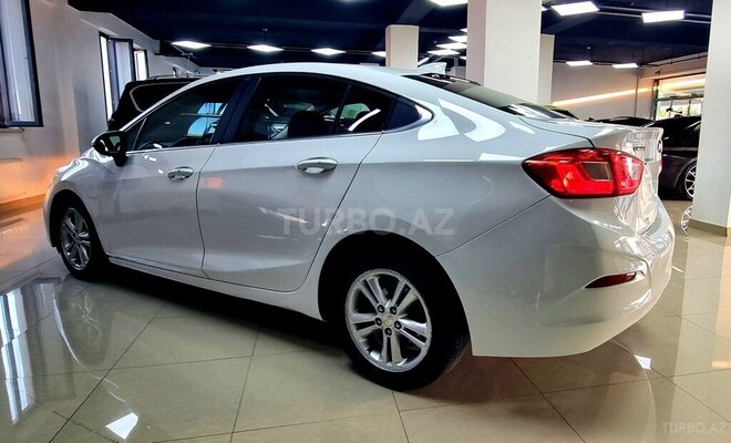 Chevrolet Cruze-6