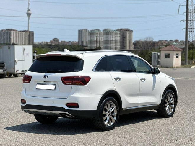 Kia Sorento-6