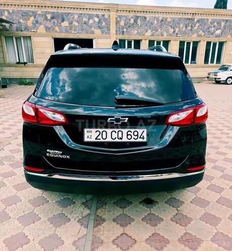 Chevrolet Equinox-2