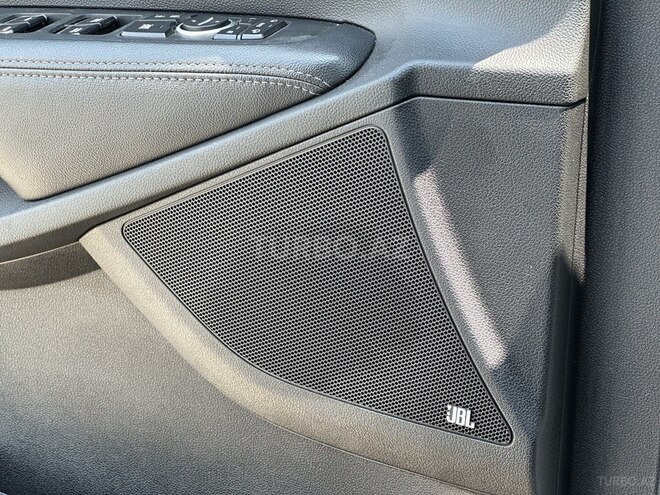 Kia Sorento-17