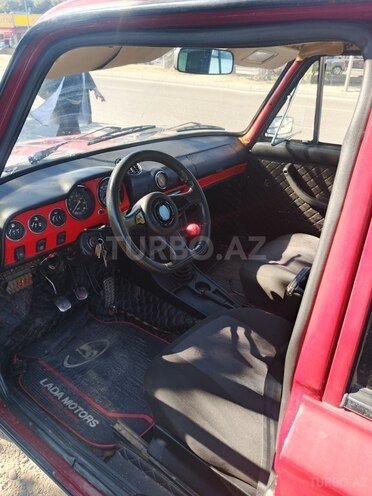 LADA (VAZ) 2106-7