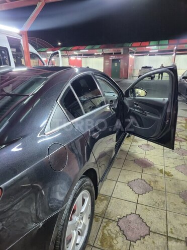 Chevrolet Cruze-8
