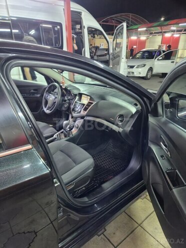 Chevrolet Cruze-9