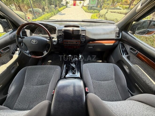 Toyota Land Cruiser Prado-7