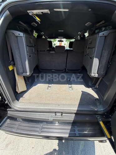 Toyota Land Cruiser Prado-11