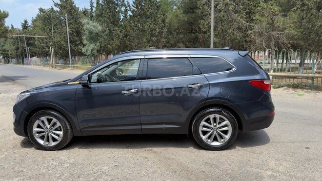 Hyundai Santa Fe-4