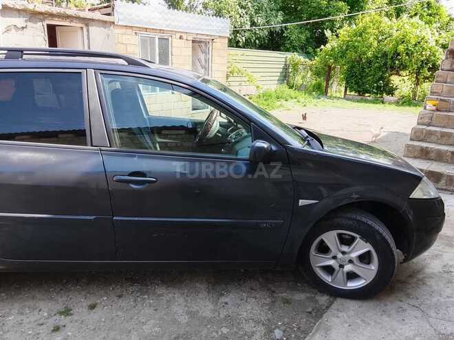 Renault Megane-6