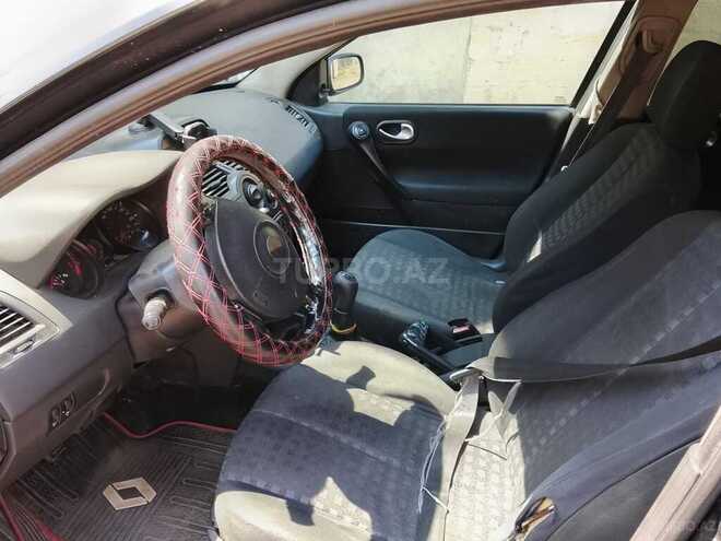 Renault Megane-7