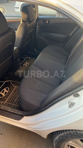 Hyundai Sonata-6