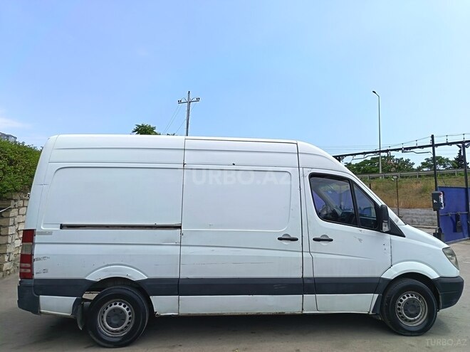 Mercedes Sprinter 515-8
