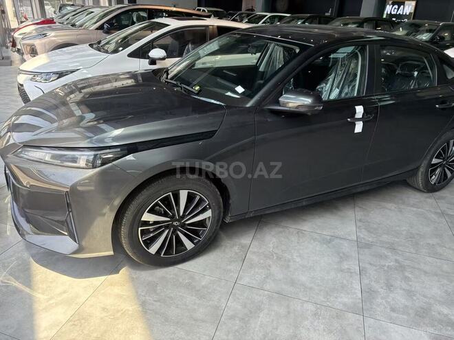 Changan Qiyuan A05-2