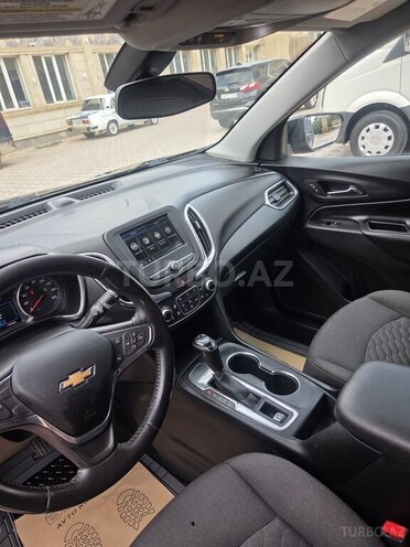 Chevrolet Equinox-8