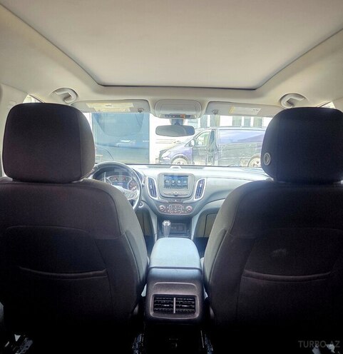 Chevrolet Equinox-13