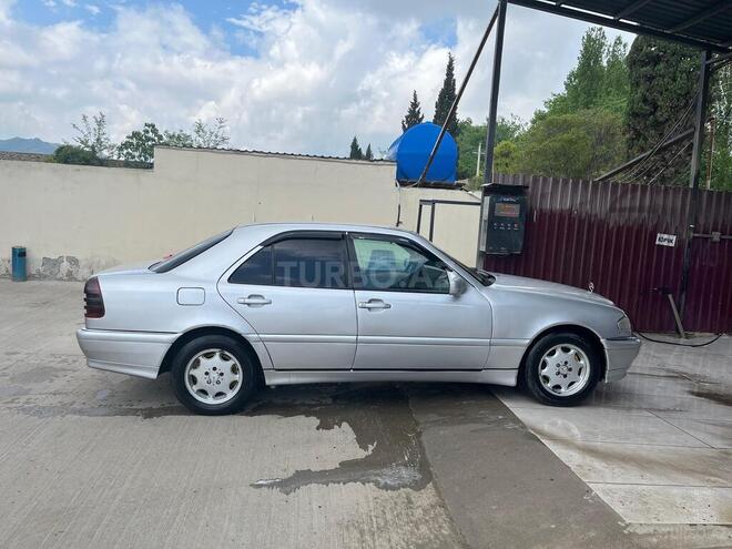 Mercedes C 180-5