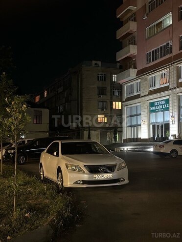 Toyota Camry-4