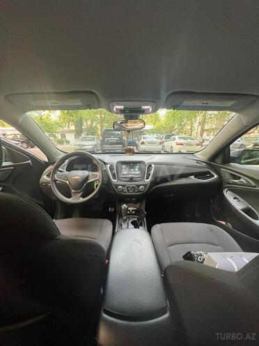 Chevrolet Malibu-13