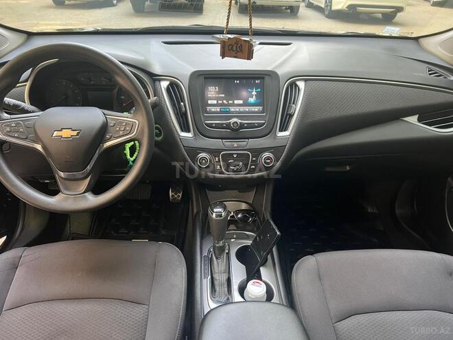 Chevrolet Malibu-14