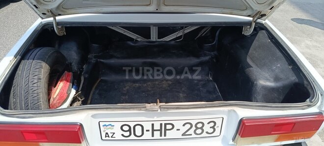 LADA (VAZ) 2107-17