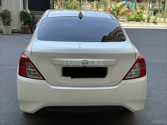Nissan Sunny-4