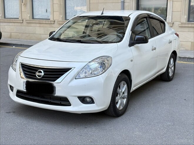 Nissan Sunny-2