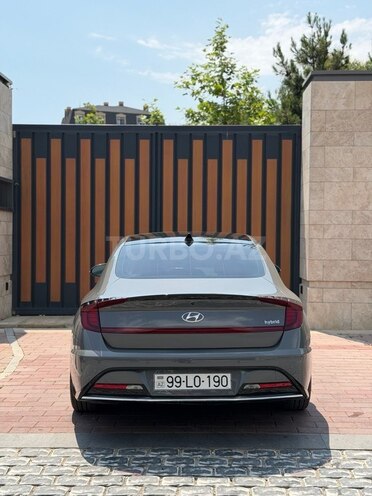 Hyundai Sonata-5