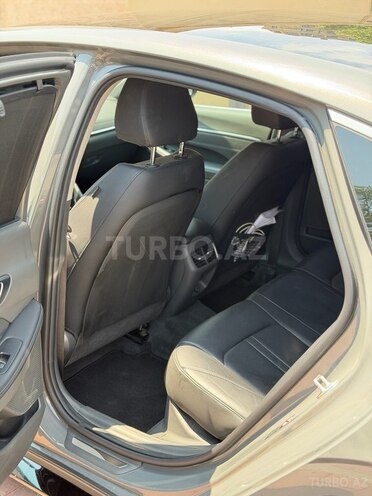 Hyundai Sonata-10