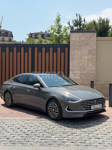 Hyundai Sonata-4