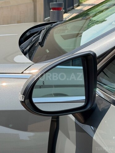 Hyundai Sonata-17
