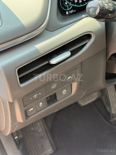 Hyundai Sonata-16