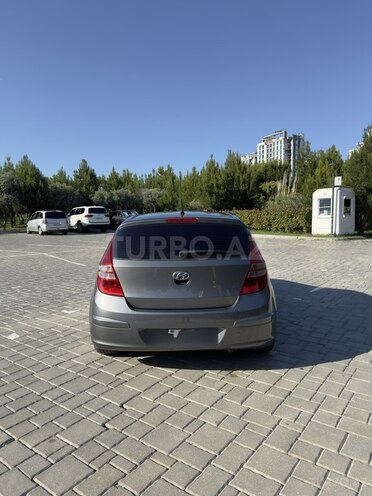 Hyundai i30-3