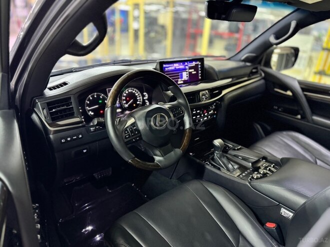 Lexus LX 570-9