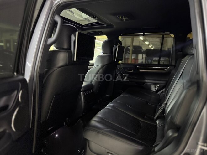 Lexus LX 570-15