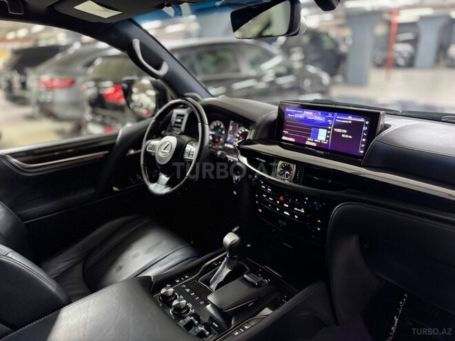 Lexus LX 570-10