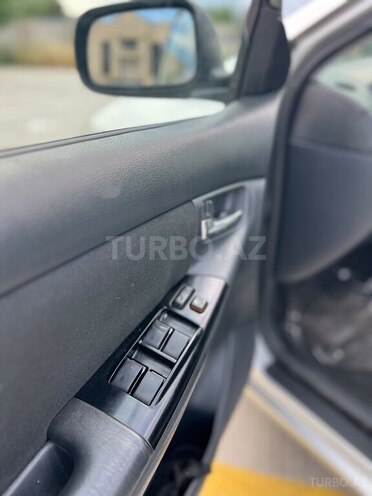 Toyota Corolla-10