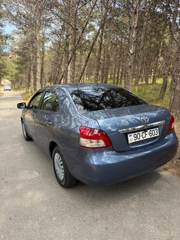 Toyota Yaris-4