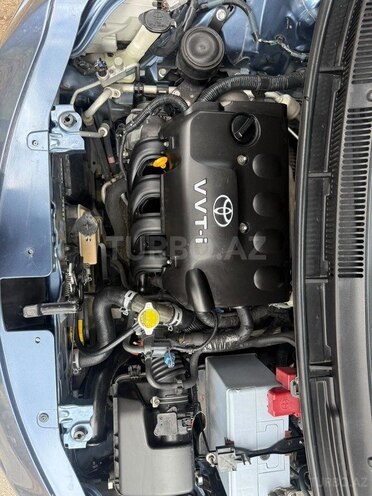 Toyota Yaris-13